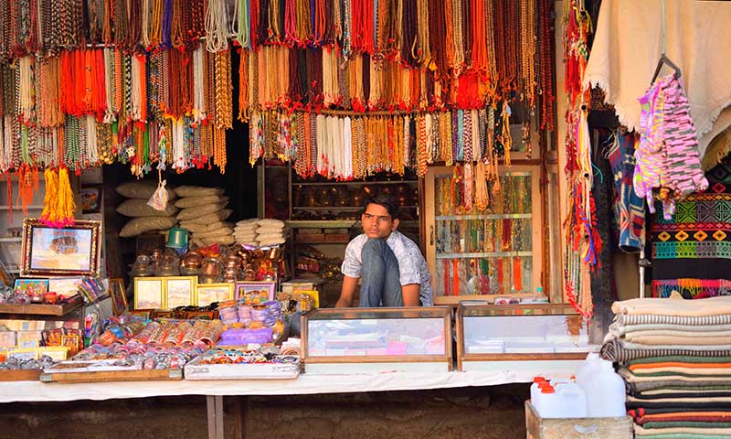 Johari Bazaar is in top 10 places to visit in jaipur